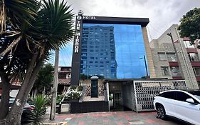 Hotel The Mirror - Corferias - Vive Claro